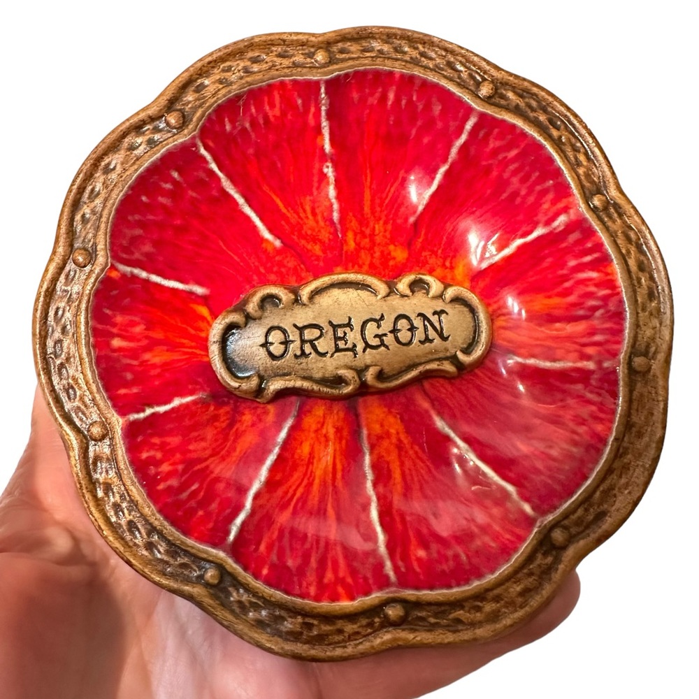Vintage MCM Treasure Craft Oregon Trinket Dish